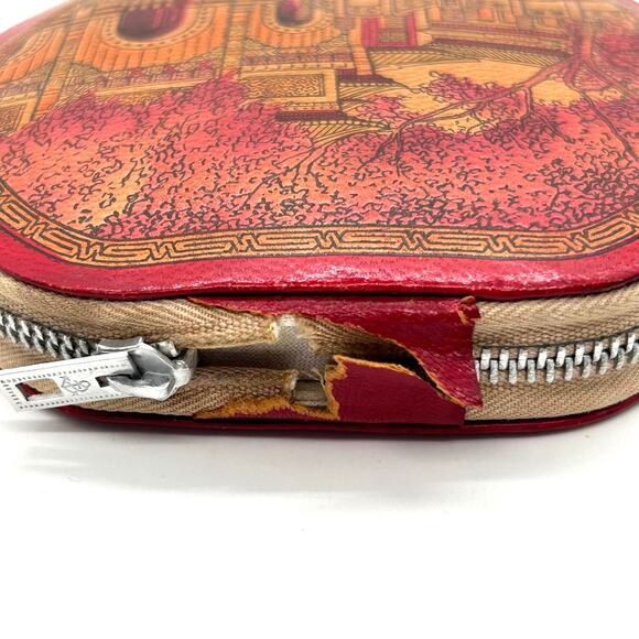 Vintage 1930's or 40's Leather Powder Compact - Picture 4 of 11